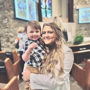 Meet your Posher, Jennifer